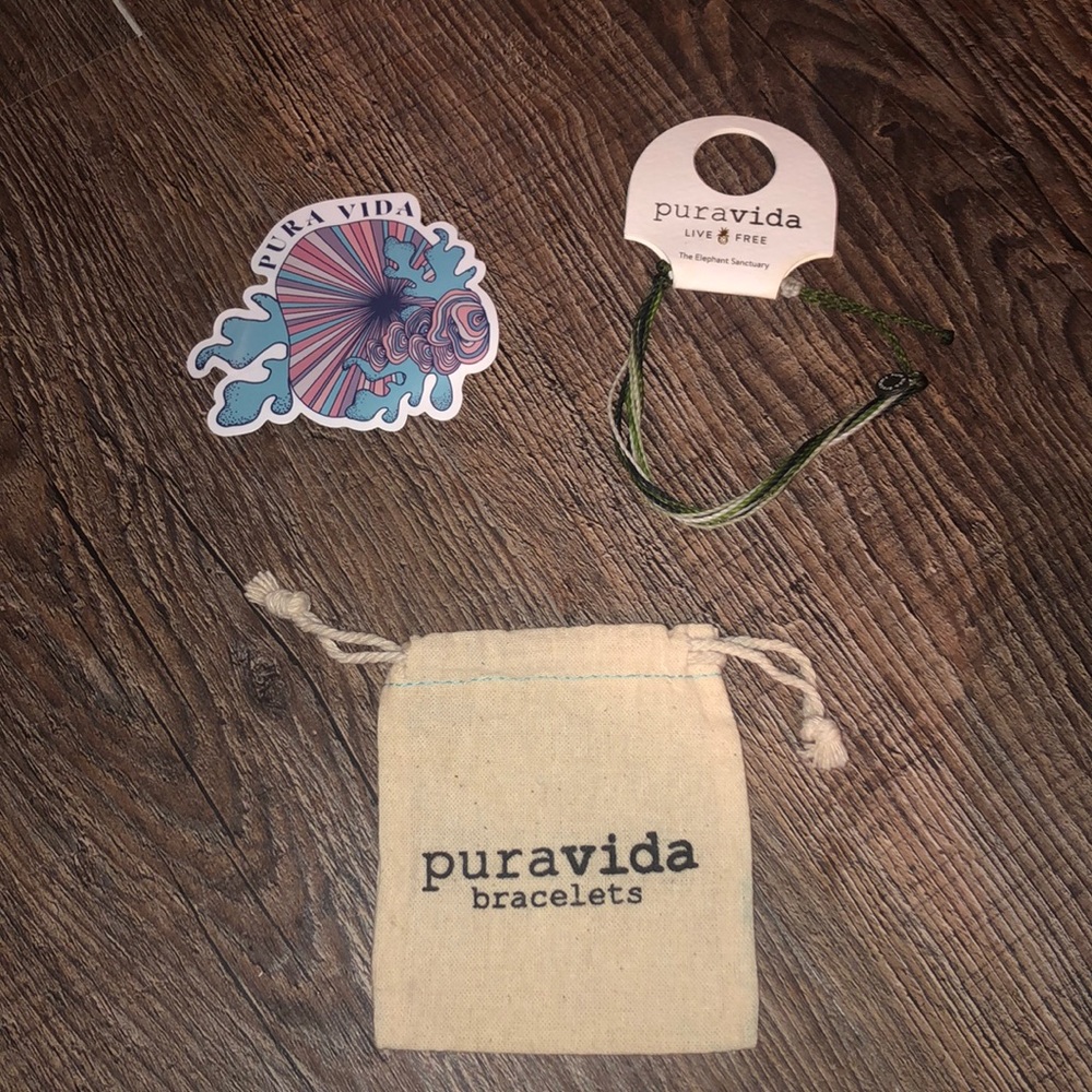 Pura Vida bracelet with pouch and sticker